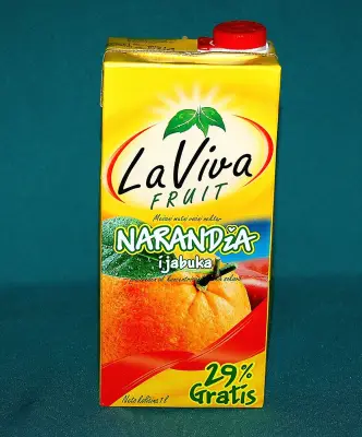 La viva pomorandža i jabuka 1l