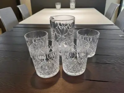 Set posuda+4čaše Scottish 1/5