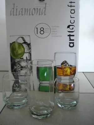 Čaše DIAMOND 18 delova