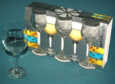 Čaša NEVAKAR belo vino 200cc 1/3