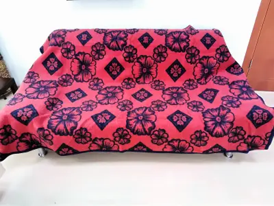 Ćebe 155x215A teget-crven cvet