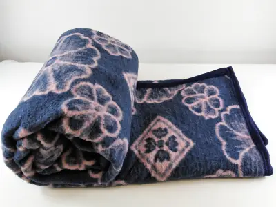 Ćebe 155x215D teget-roze cvet