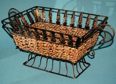 Saksija četvrtasta GH