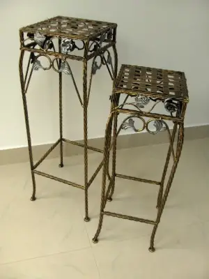 Postolje za saksije 2/1 CE