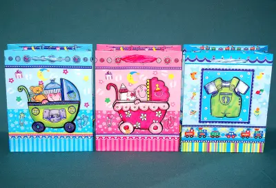 Ukrasna papirna kesa Q21-3 24x19