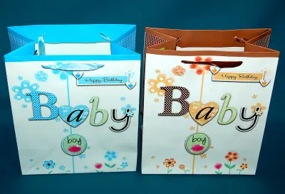 Ukrasna papirna kesa Q5-2 23x18