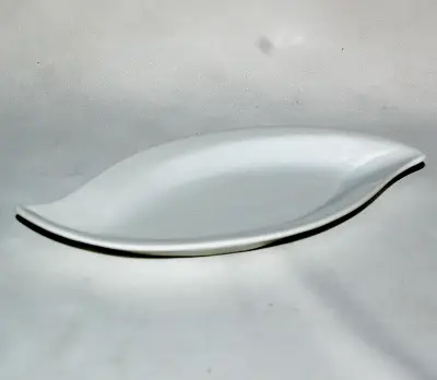 Keramička posuda list 25x13