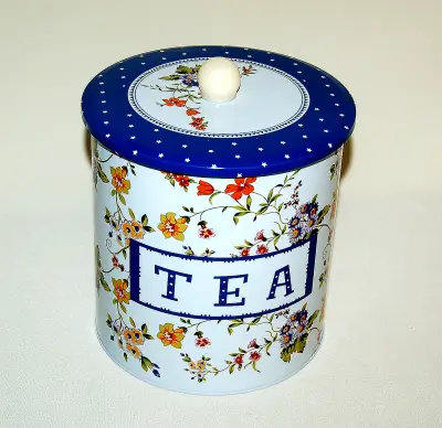 Metalna kutija 17x16cm tea