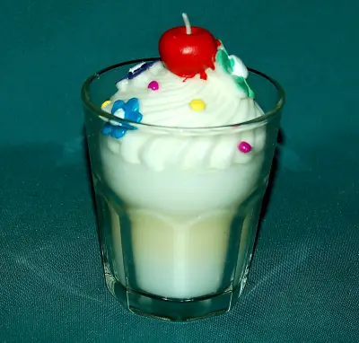 Sveća torta u čaši 11cm KA54