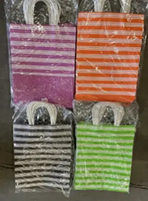 Poklon kesa 27x21cm pruge