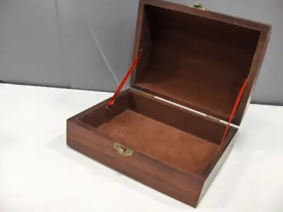 Ukrasna drvena kutija