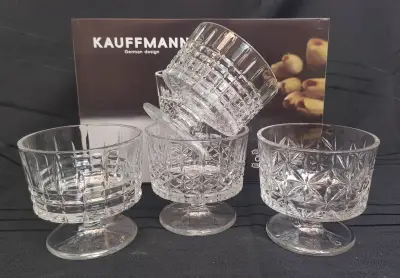 Činije na stopi 270cc 1/6